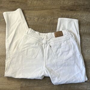 Levi’s Vintage 900 Series White Jeans Size 14